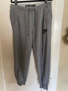 Nike Light Gray Sweat Joggers with Black Logo